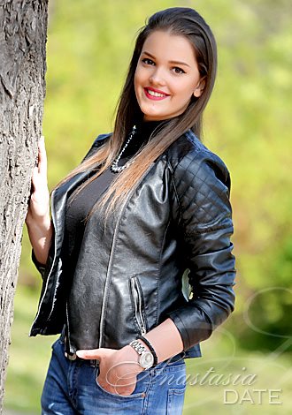 Serbian Partner Ljubica from Belgrade, 23 yo, hair color Brown